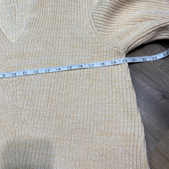 Urban Outfitters Size M Chunky Knit V-Neck Sweater Cream Yellow | Oversized Cozy - Picture 5 of 12